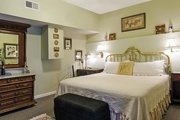 Rose Manor Bed & Breakfast