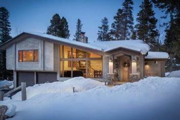 هتل Royal Tiger Lodge