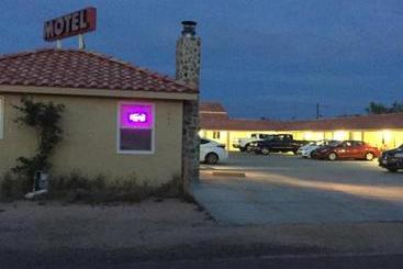 Mayfair Motel
