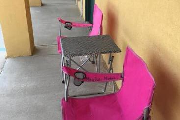 Mayfair Motel