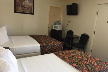 Mayfair Motel