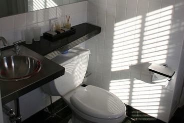 Encore Bed & Breakfast