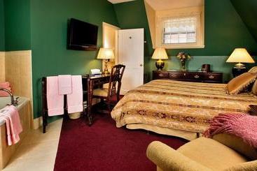 هتل Stonehurst Manor Including Breakfast And Dinner
