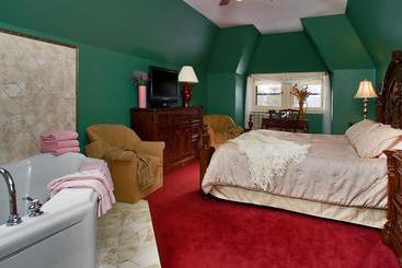 هتل Stonehurst Manor Including Breakfast And Dinner