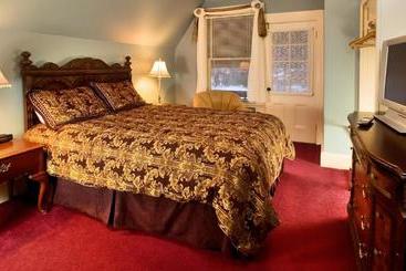 هتل Stonehurst Manor Including Breakfast And Dinner