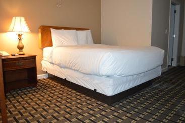 汽车旅馆  Nashoba Valley Inn & Suites