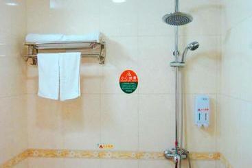 هتل Greentree Inn Lanzhou Jingning Road Express