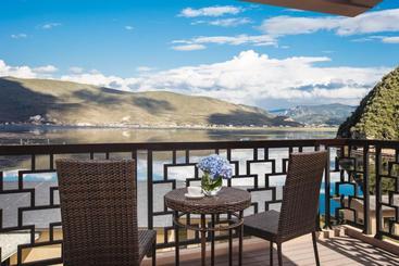 هتل High Mountain Resort Shangri La
