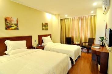 هتل Greentree Inn Shanghai South Jiangyang Road South Changjiang Road Express