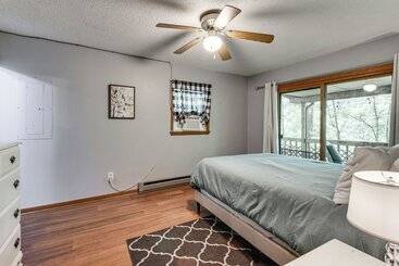 コテージ Cozy Franklin Retreat W/ Deck   5 Mi To Downtown!