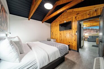 فندق على الطريق Hansen Inn And Cabins
