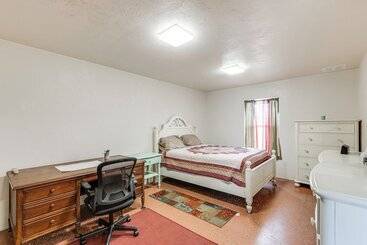 Сельский дом Quaint Archer Farmhouse: Peaceful & Quiet Setting!