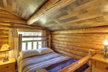 Сельский дом Rural Rexford Cabin, 2 Mi To Lake Koocanusa