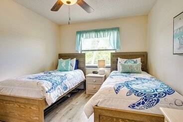 بيت ريفى Englewood Home W/ Saltwater Pool: 6 Mi To Beach!
