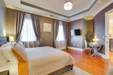 کلبه Ornate Hollywood Retreat, 2 Mi To Beach & Park!