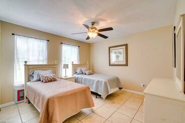 별장 Sunny Ocala Oasis W/ Grill: Near National Forest!