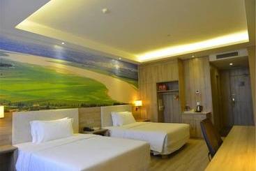 Atour Hotel Yuncheng Jiefang Road