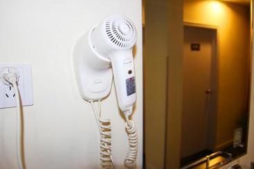 هتل 7days Inn Jinzhou Central Street
