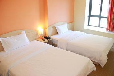 هتل 7days Inn Nanjing 1912 Bar Area Fuqiao Metro Station