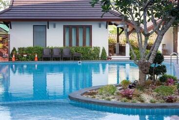 בית מלון כפרי The La Ngu Boutique