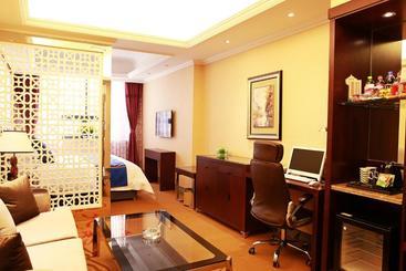 هتل Yijia Chain  Mingren Branch
