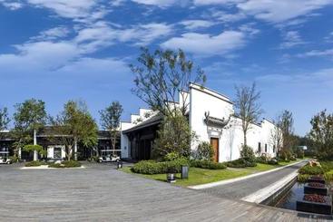 Yurun Hanyuelou Villa Resort Huangshan