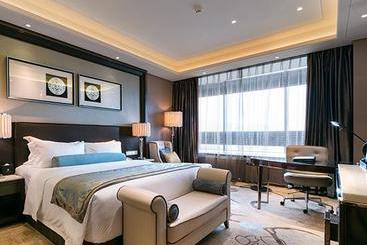 هتل Liang Jiang Genting Grand