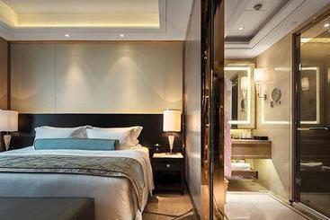 هتل Liang Jiang Genting Grand