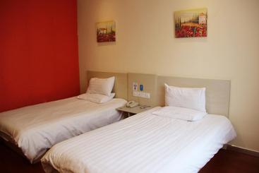 هتل Hanting Express Ningde Nanhuan Road Business Street