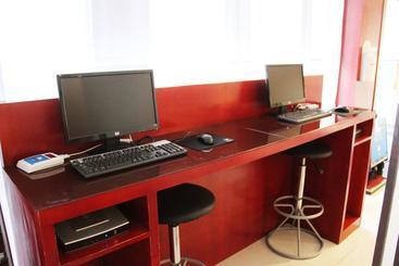 هتل Hanting Express Mianyang Wuyi Square Branch