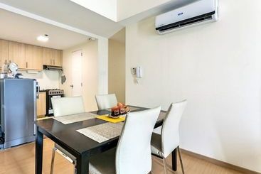 هتل Avant Apartments At The Fort
