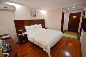 هتل Greentree Inn East Railway Station