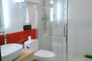 هتل 7days Premium Qinhuangdao Railway Station Yingbin Road