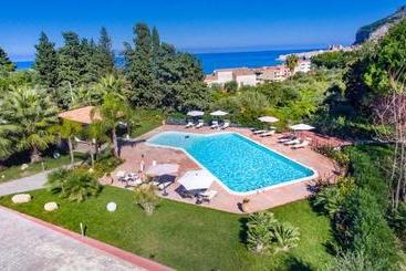 Cefalù In Casa