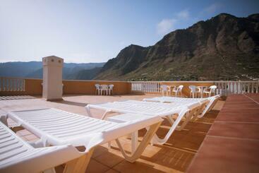 Coral Los Silos  Your Natural Accommodation Choice