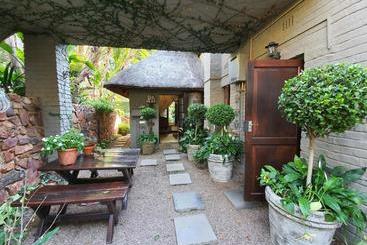 Waterhouse Guest Lodge In Waterkloof