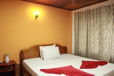 هتل Two Easy Bungalow
