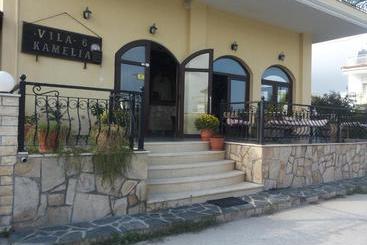 آپارتمانهای توریستها Villa Camellia