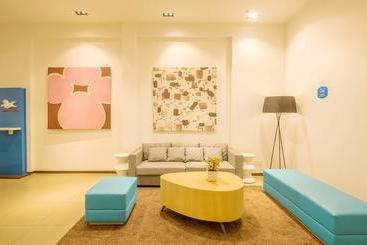 هتل Hanting Express Haikou Mingzhu Plaza