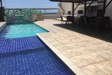 هتل Eden Praia