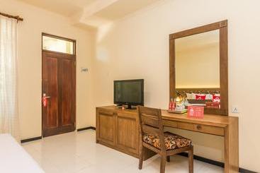 هتل Zen Rooms Hang Tuah Sanur