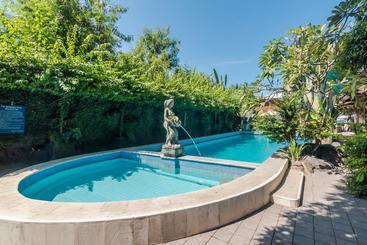 هتل Zen Rooms Hang Tuah Sanur