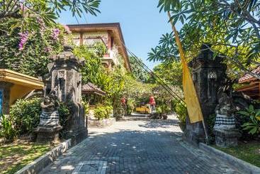 هتل Zen Rooms Hang Tuah Sanur