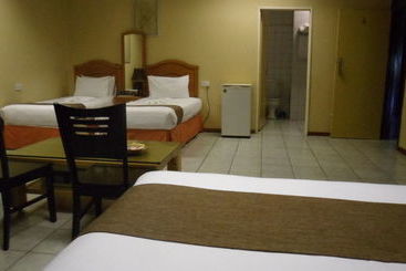 هتل Centre Lodge