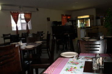 هتل Centre Lodge