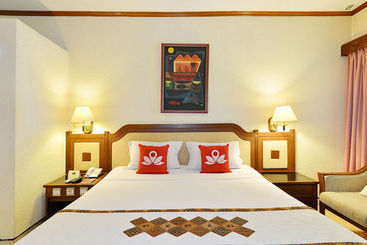 هتل Zen Rooms Jogja Cendrawasih