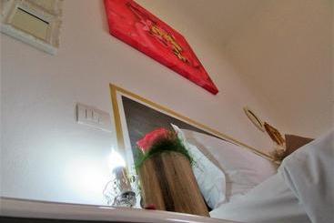 پانسیون B&b Relais Inn Lucca