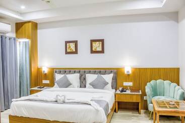 Zip By Spree Hotels Grand Legacy Prime