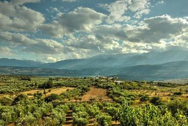 Anna Malai Traditional Cretan Villa