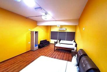 Fat Rhino Hostel